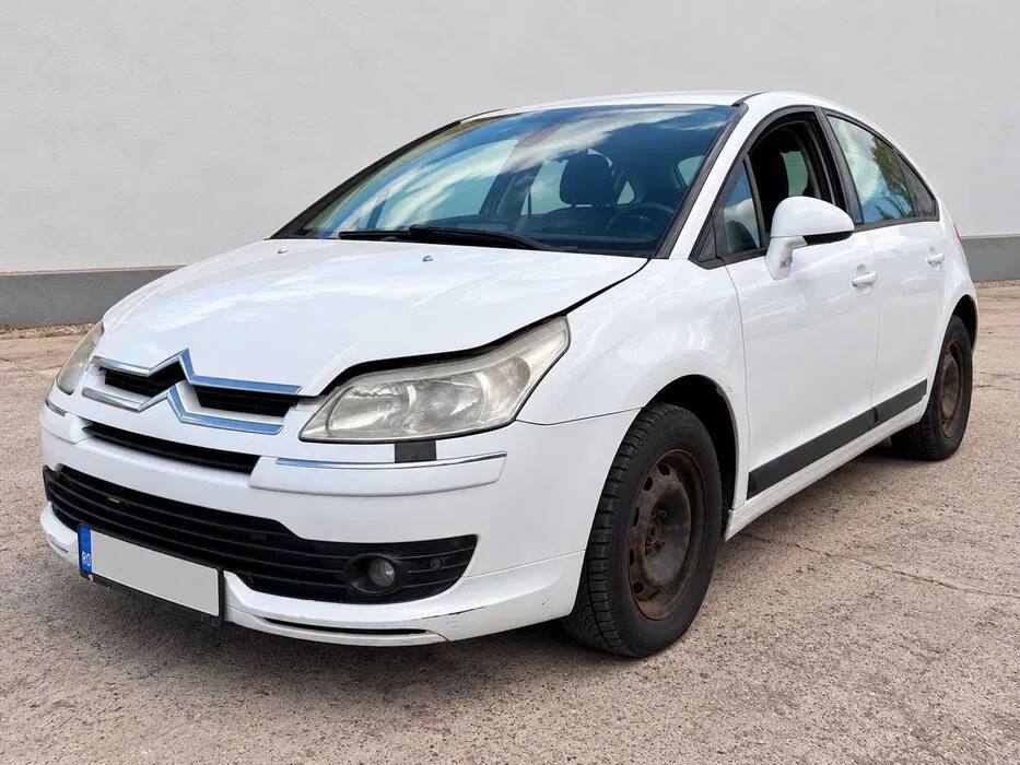Dezmembrez CITROEN C4 2004 1560 BENZINA Cod Motor 9HZ 9HY